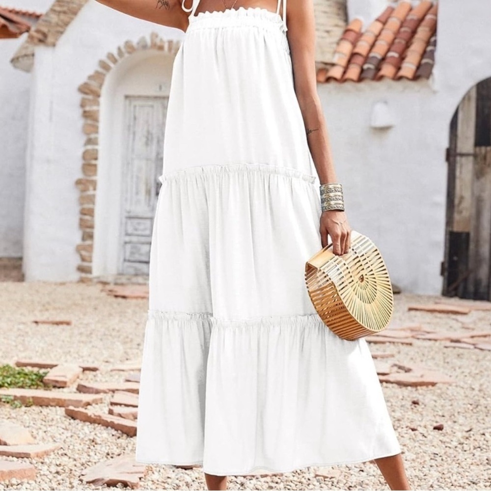 NEW BTFBM Women’s White Strap Casual Tiered Ruffle Boho Maxi Dress size medium
